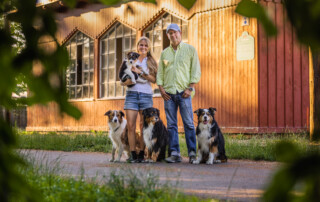 Urlaub mit Hund Hundetrainer Hundeschule Dresden Nancy und Kai 5er Basis